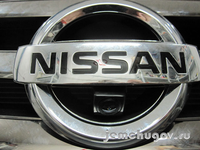 Установка камеры переднего вида на Nissan Teana 2011