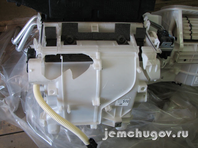 Поврежденная печка  LC120 Prado