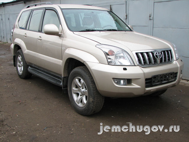 Собранный автомобиль  Land Cruiser 120